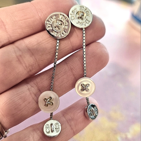✨ Christian Dior Logo Button Drop Vintage Earrings | Silver & Pearl 🦪 - Picture 1 of 8